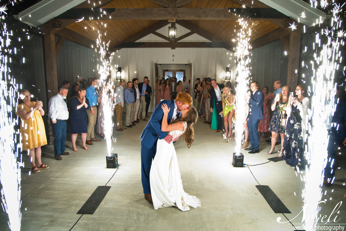Lauren + Campbell | Venue at Edgewood